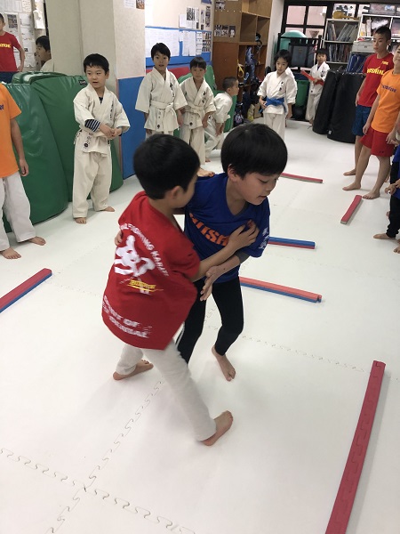 幼年クラス/３才～６才(小学１年生)