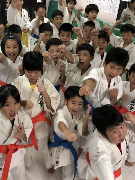 小学低/中学年クラス